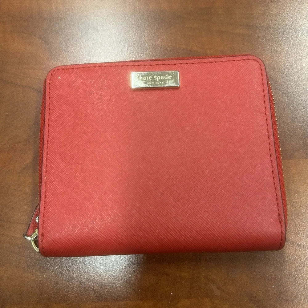 Kate Spade NY Laurel Way Darci Zip Around Wallet Cherry Red‎ Coin Case Saffiano